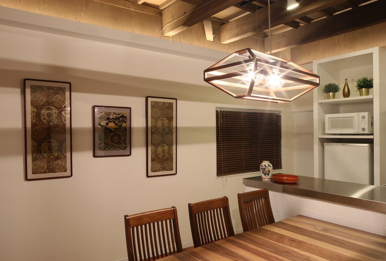 Chikyuutabikazoku Usj Apartment Осака Екстериор снимка