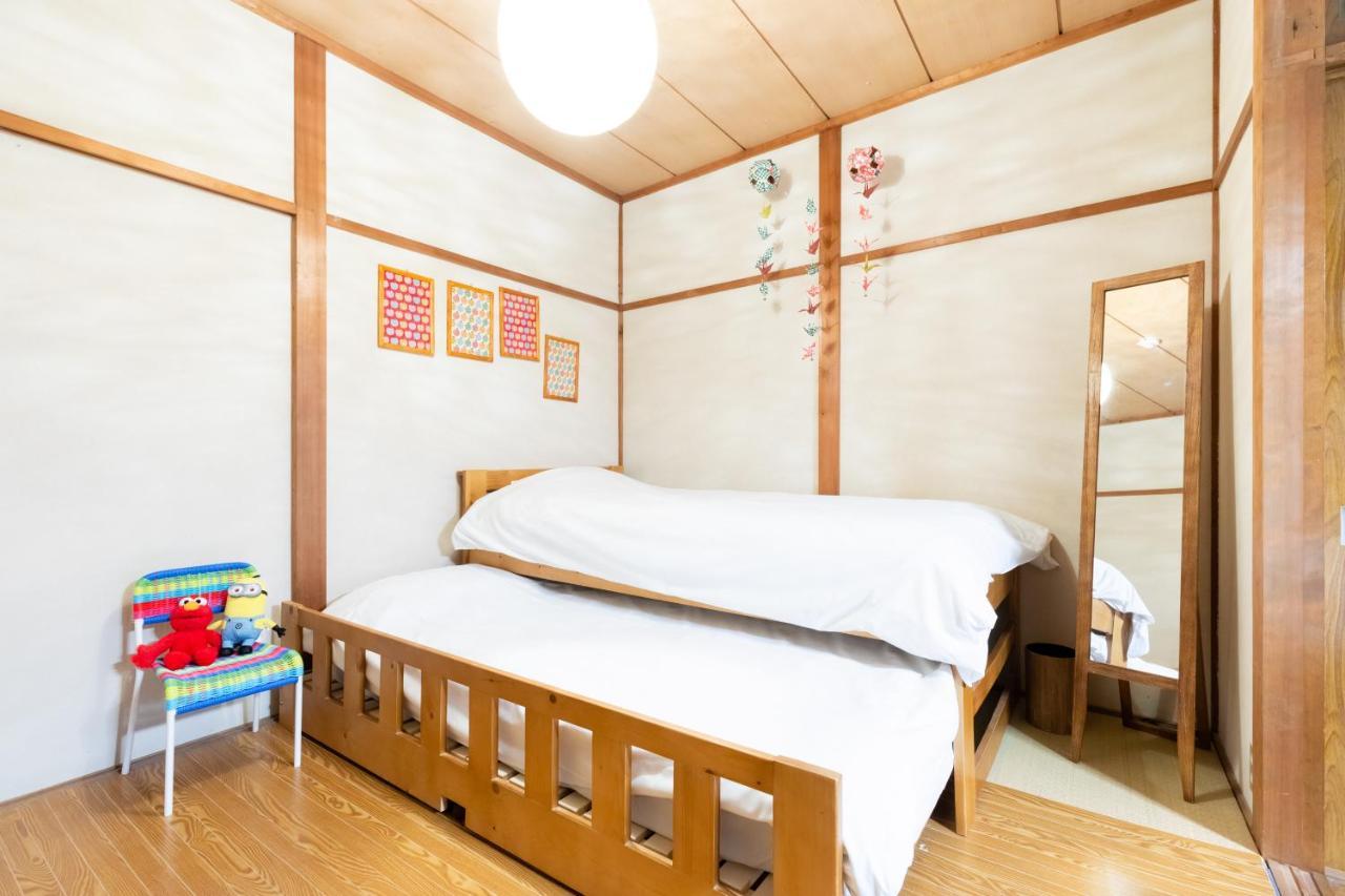 Chikyuutabikazoku Usj Apartment Осака Екстериор снимка